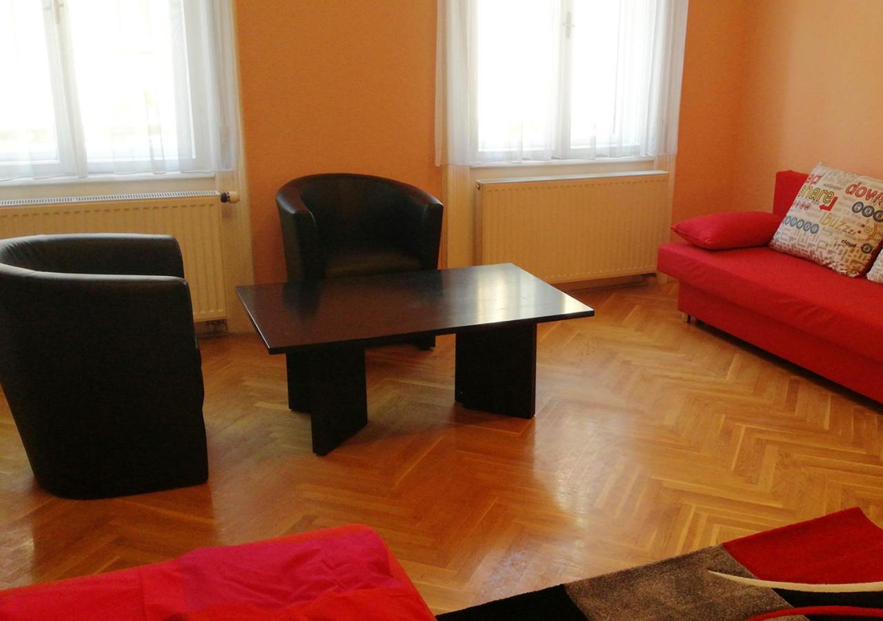 Caesar Apartman Budapest Luaran gambar