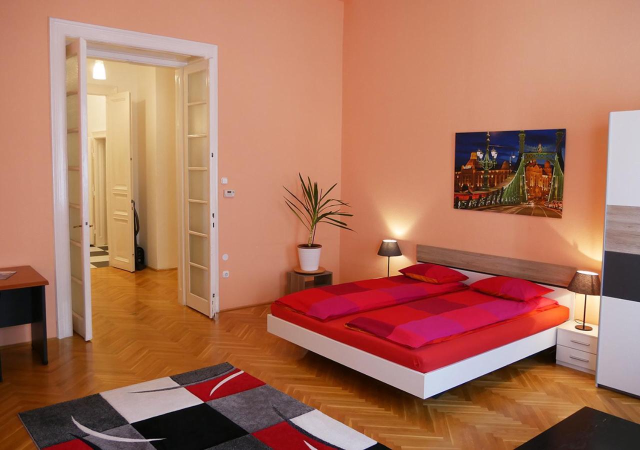 Caesar Apartman Budapest Luaran gambar