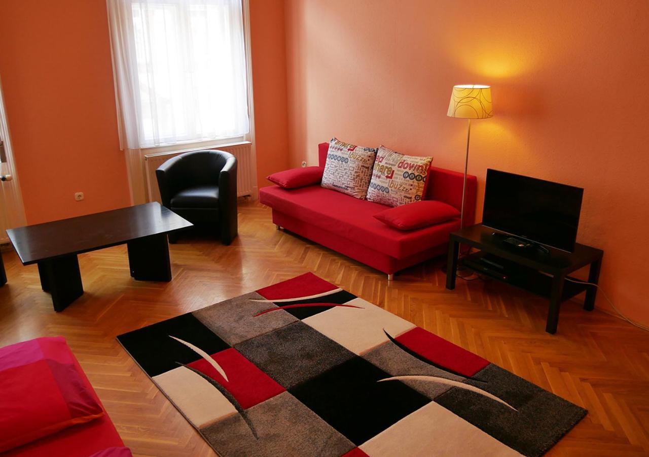 Caesar Apartman Budapest Luaran gambar